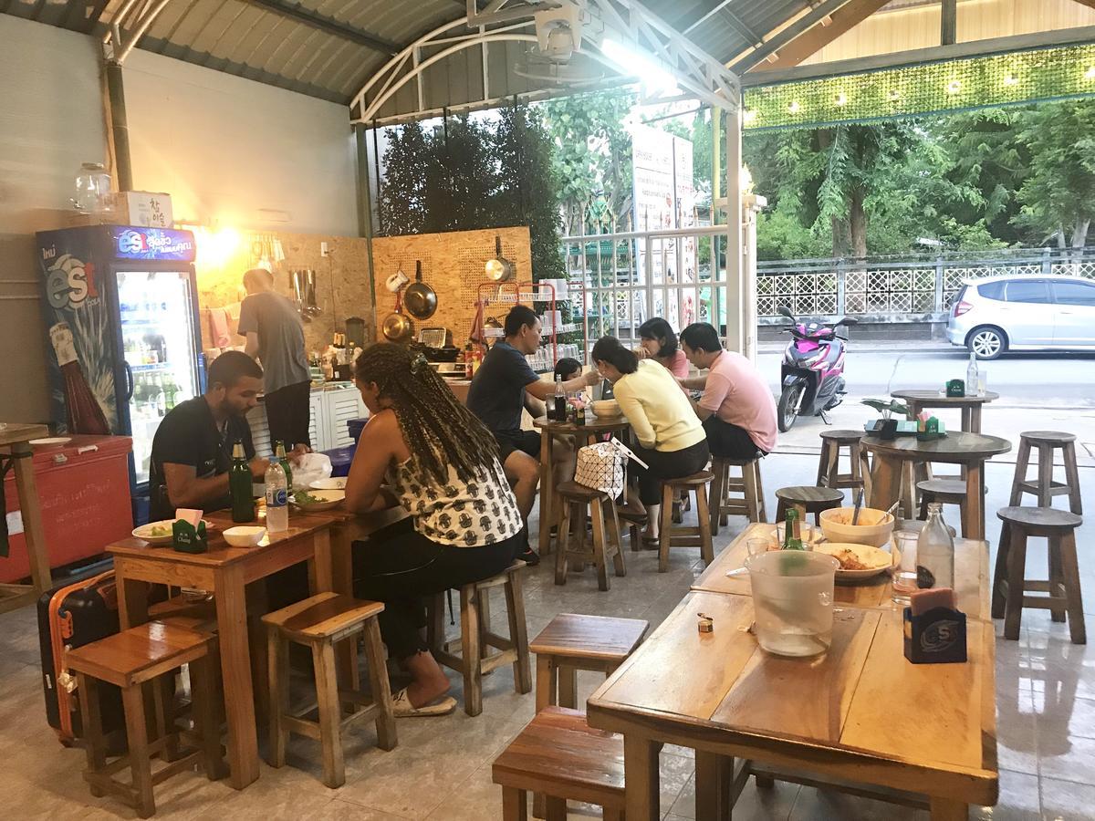 Ban Don Rak Oppa House Hostel (Adults Only) מראה חיצוני תמונה